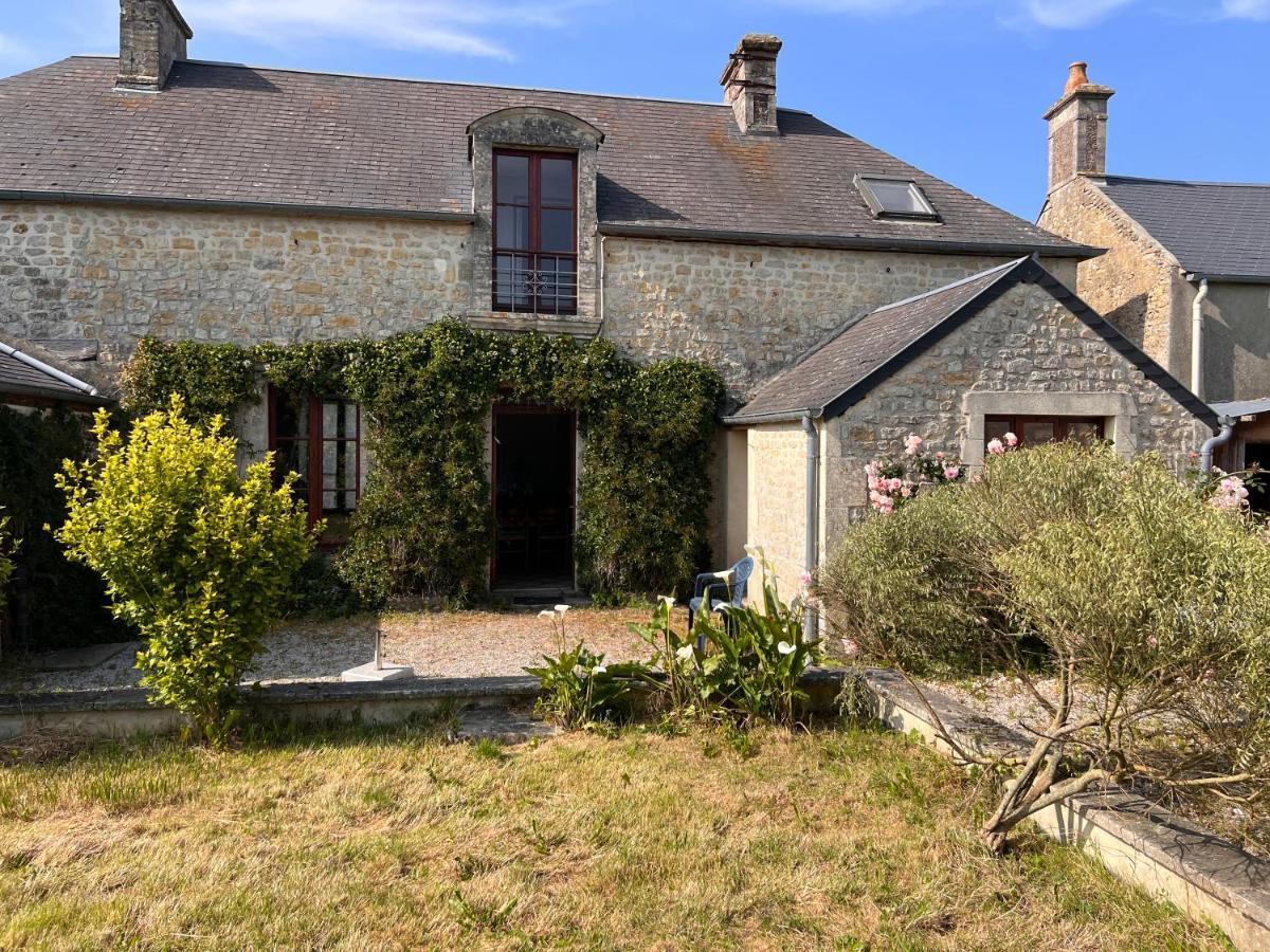 Gites Les Coquelicots Longueville  المظهر الخارجي الصورة